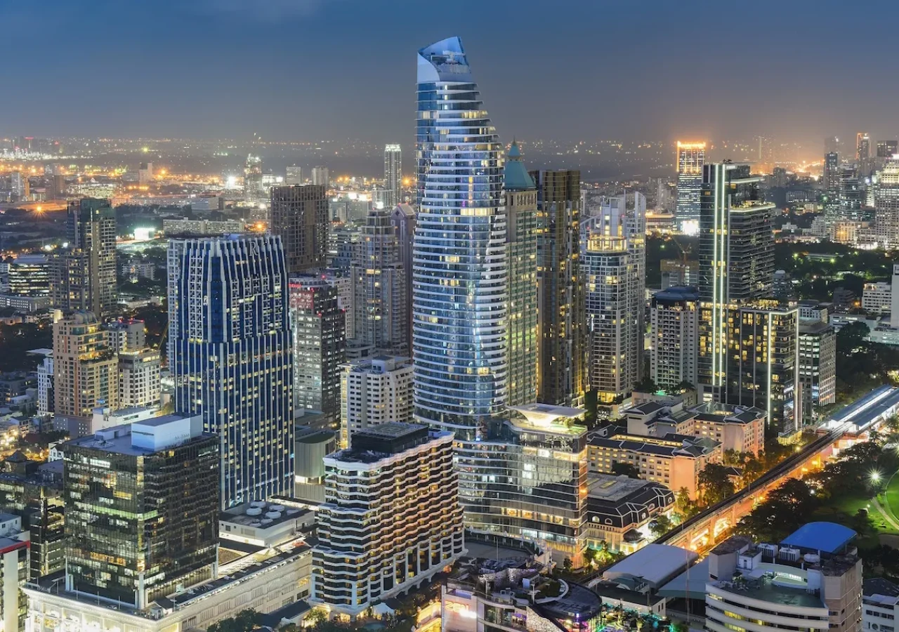 Waldorf-Astoria-Bangkok_Exterior_Magnolia-Building